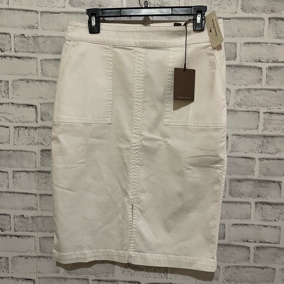 NWT! Women’s Tommy Bahama Anna Twill white pencil skirt Size 6 - Picture 2 of 6